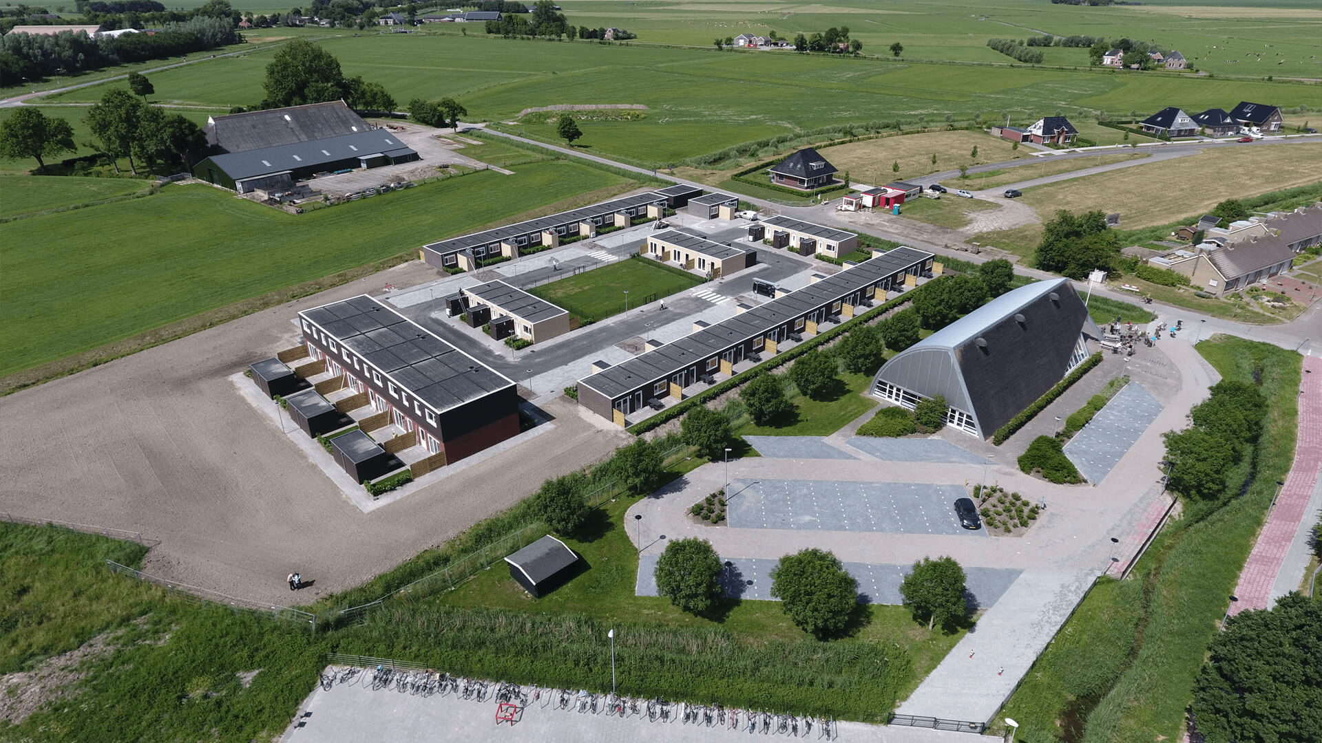Bovenaanzicht Wisselwoningen Aardbevingsgebied